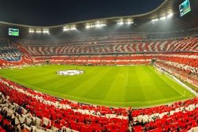 AC Milan Sports-Doinb梦回巅峰！第十二赛季高光表现引爆全场，TES球迷彻底沸腾！